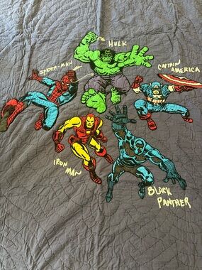 Pottery Barn Kids Marvel Avengers Graphic Quilt - Full/Queen